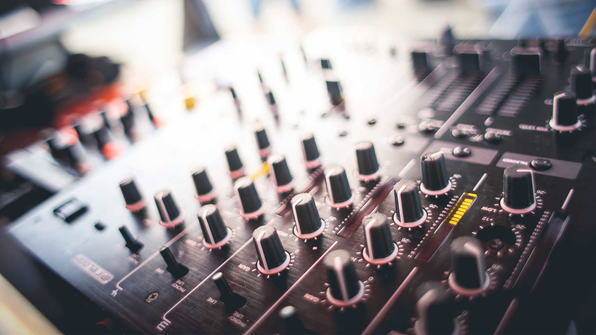 Mixer Macro Shot Wallpaper