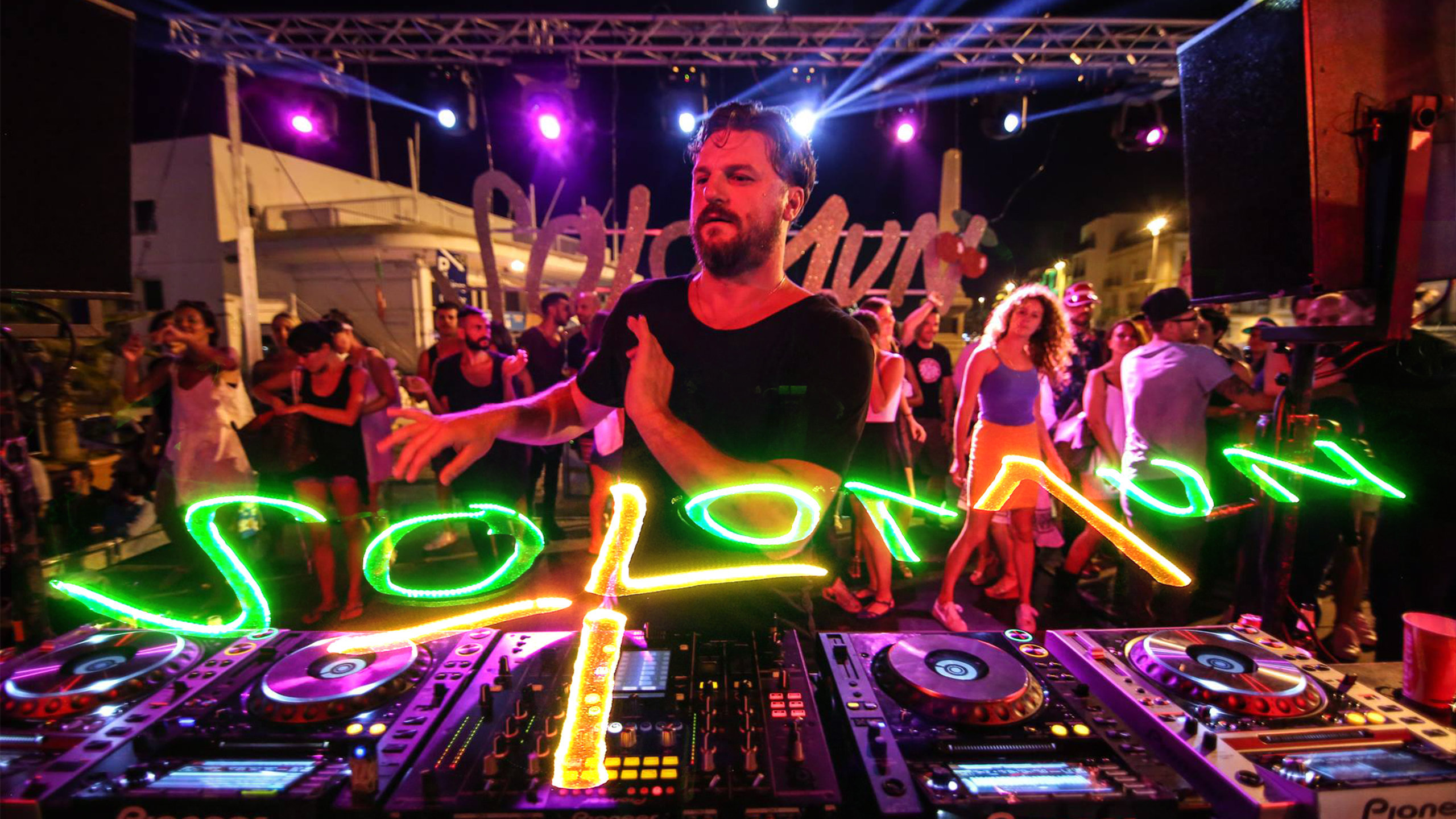Solomun Wallpaper
